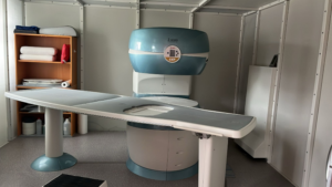 Offenes MRT in der Ortho Wetzlar Praxis Dr. Iskander